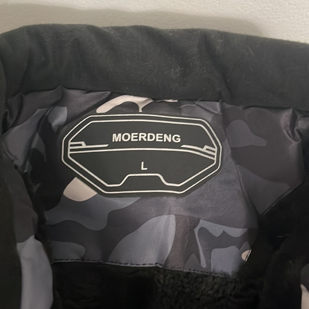 Moerdeng Unco&Boror Amazon Ski Coat View 2